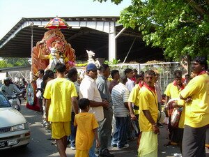 the chariot for pulling by 4 skewered men in thaipusam penang