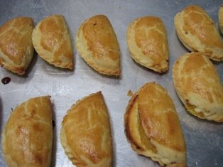 Cool before storing Jam Puffs