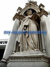 Wisdom Scuplture in Logan Memorial