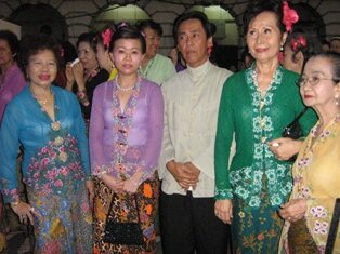 Aunty Annie with friends Aunty Annie with friends