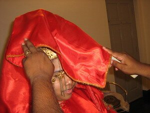Jivan tries the ceremonial unveiling of the bride Jivan tries the ceremonial unveiling of the bride