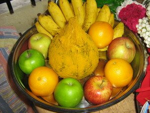 Fruits tray for Malaysian Puberty Ceremony Fruits tray for Malaysian Puberty Ceremony