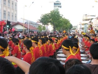 Thunderous drummers in Khoo Kongsi Penang