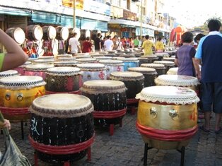 Chinese drums in Khoo Kongsi Penang Chinese drums in Khoo Kongsi Penang