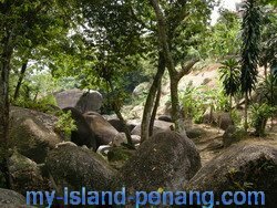 Penang Seven Sisters Shrine in Air Itam