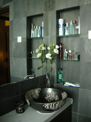 Adrian black bathroom in Sukha Home Design Adrian black bathroom in Sukha Home Design