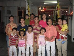 Me with Aunty Lian  and family